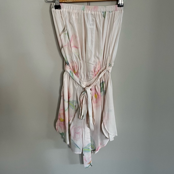 NWOT Unworn Plum Pretty Sugar Strapless Floral Romper - Picture 6 of 9